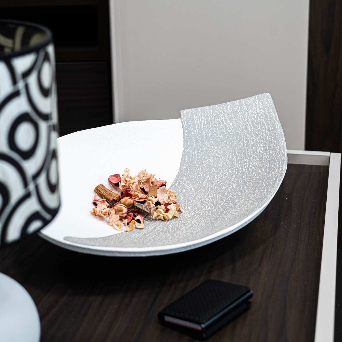 Centrotavola “Goccia” – Bicolore Bianco & Beige